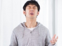 死んでも言えねぇ！　男性が彼女に内緒で「毎晩してること」6つ