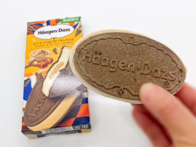 ハーゲンダッツ｜一度食べたらやみつき！？甘じょっぱさがクセになるクリスピーサンド新作『ピーナッツ＆バターキャラメル』