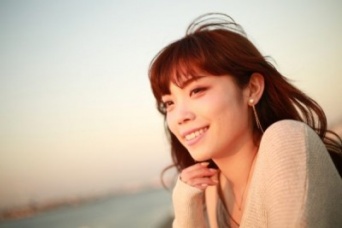 好きすぎて辛い！　片思いが辛いときの対処法【専門家が回答】