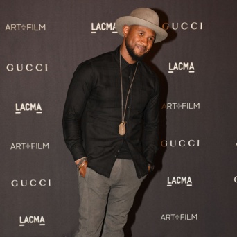 アッシャーのストーカー魔、裁判所の”接近禁止令”を破り逮捕