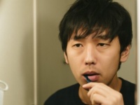 男性がキスの直後に「こっそりしてること」4つ