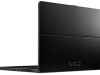 「VAIO Z」（画像提供：VAIO株式会社）