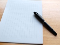 「殿」は上から目線！？　宛名の「敬称」の正しい書き方