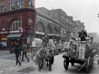 ノスタルジーとデジャヴを感じる、今と昔のロンドンの風景を並べ合わせたショートフィルムと写真