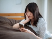 見た目がタイプじゃなくても、なぜか好かれる女子のモテ要素4つ