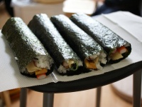 恵方巻き（zenjiroさん撮影、Flickrより）
