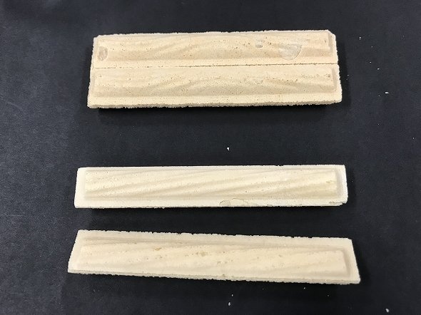 開封直後の2品。上がチョコハイム、下がエリーゼ