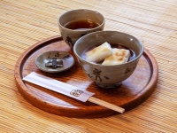 阪神梅田初上陸！　三重の至宝「赤福ぜんざい」期間限定販売に歓喜の声「伊勢に行かんでも食べれるん！？」