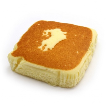 「九州産クリームチーズ蒸しケーキ」（写真はフランソアウェブサイトより）