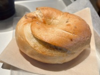 もちもち好き必見！「mugi bagle」の絶品ベーグルがやみつきに