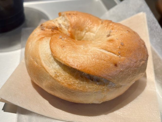 もちもち好き必見！「mugi bagle」の絶品ベーグルがやみつきに