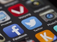 Xの書き順ってどれがベスト？アイスクリームは舐める？噛む？ツイッターで真面目に議論されている11の議題
