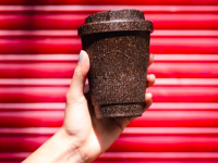 プラスチックの代わりに。コーヒー豆から作られたコーヒーカップ＆マグが登場。洗って何度も使える（ドイツ）