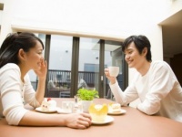 俺より稼いでたらショック！　彼女の給料が気になる瞬間10