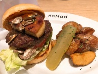トリュフ×フォアグラ和牛バーガー