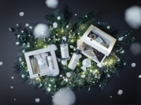 まるいバスソルト缶が超かわいい！　ボタニストの2017クリスマスコフレ発売