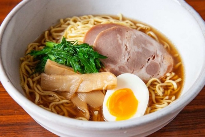 店でいちばん安かったのは、300円のラーメン（画像はイメージ）