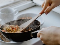 習慣が変わった人が約55％。コロナ禍で「やめた習慣」と「身についた習慣」