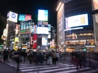 「夜の渋谷で友達とはぐれた、ド田舎育ちの私。心細くて号泣してたら、チャラいお兄さんが『俺、悪い人じゃないよ』」（岩手県・30代女性）