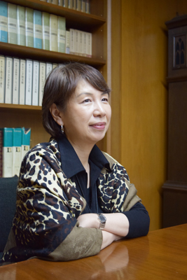 「女性」を描き続けてきた30年間――唯川恵さんインタビュー（１）