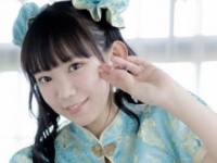 長澤茉里奈⒞TRUSTAR