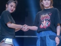 スターダムでは朱里(右)率いるゴッズアイに所属しているJTO稲葉ともか