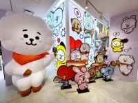 キャラクターやK-POPの世界観に浸れる！　注目の最新スポット「LINE FRIENDS SQUARE SHIBUYA」に行ってきた