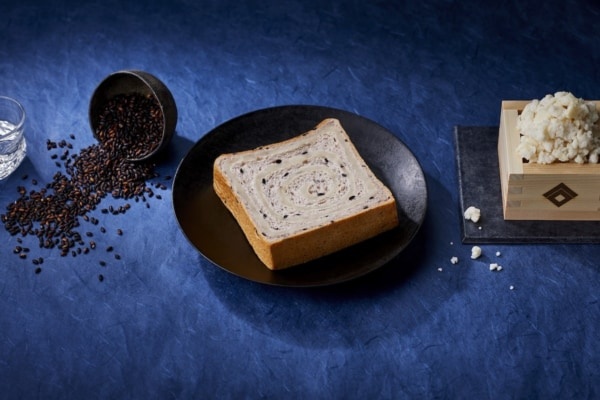 お酒好きも楽しめる、銀座に志かわ「黒龍酒造監修 大人のあん食パン」発売