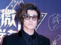 赤西仁