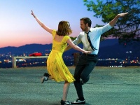 Photo credit: EW0001: Sebastian (Ryan Gosling) and Mia (Emma Stone) in LA LA LAND. Photo courtesy of Lionsgate. (C)2016 Summit Entertainment, LLC. All Rights Reserved.