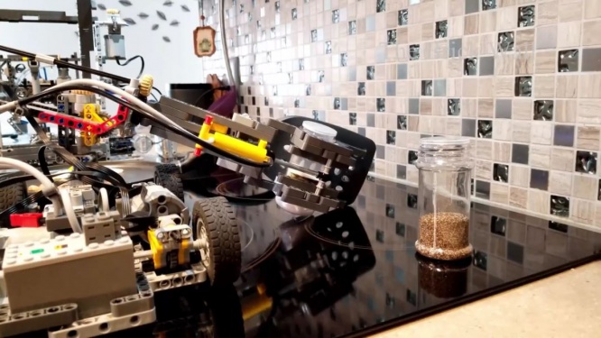 レゴ　全自動朝食作り機