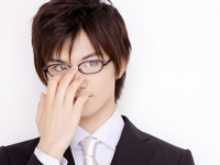 メガネを取ったら●●！　女子がグッとくる「男子のギャップ」・6つ