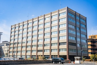 『パパ活』＆無許可でソープランド勤務　税務署・女性職員(20代)懲戒処分　職員は「借金返済で頭がいっぱいだった…」