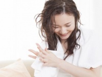 パサパサ髪防止のために絶対しないほうがいいこと3選