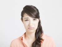 ほかに女がいるの？　「私ってもしかして二番手なの……？」と思ってしまう彼の態度10