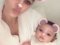 キム・カーダシアン、とってもキュートな愛娘シカゴ・ウェストの画像を公開