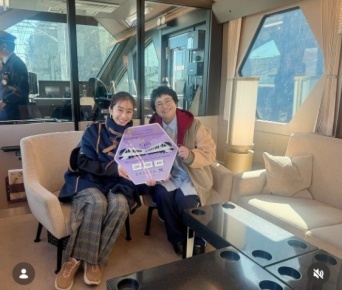 Instagram:近藤春菜(@harisenbon_haruna)より