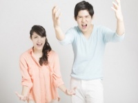 世間の反応は？　不倫している人に対して思うこと4つ