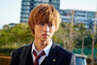 超絶イケメン・山崎賢人サマが二階堂ふみに超ド級の言葉攻め！『オオカミ少女と黒王子』ドS炸裂本編映像