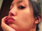 菜々緒「何事にも精一杯やるのみ」　負傷した手首を公開、決意みなぎる様子。