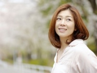男子のシビアな本音。何歳から「オバサン」？　約4割が●●代前半からと回答。