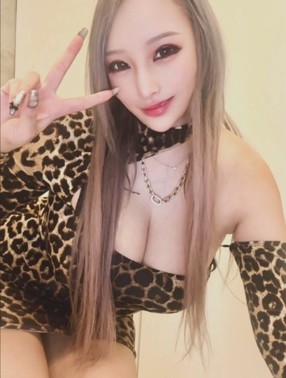 Instagram：加藤紗里(@katosari)より