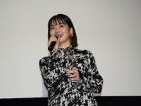 映画『ひらいて』主演・山田杏奈が大ヒット御礼舞台挨拶に登壇