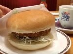 【はいじぃ迷作劇場】【コメダ珈琲】新作のグラコロバーガーがデカくて旨い！