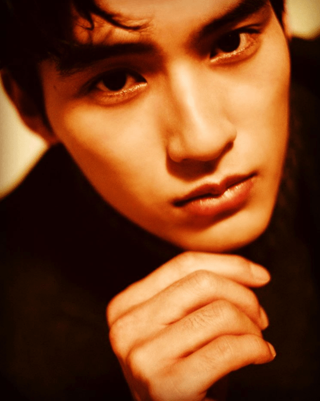 ※画像は岡田健史のインスタグラムアカウント『＠kenshi_okada_official』より