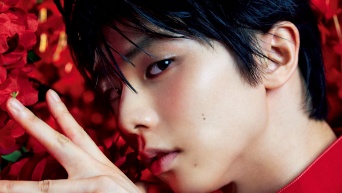 羽生結弦さんがAERAの表紙と独占インタビューに登場！　「今、可能性をすごく感じています」