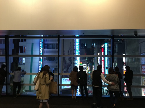 TOHOシネマズ内