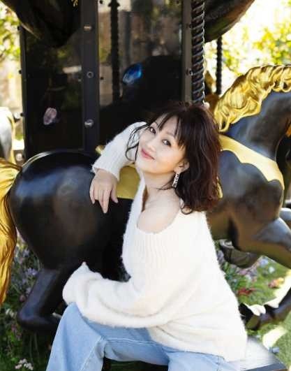 Instagram:浅香唯(@yui_asaka_official)より