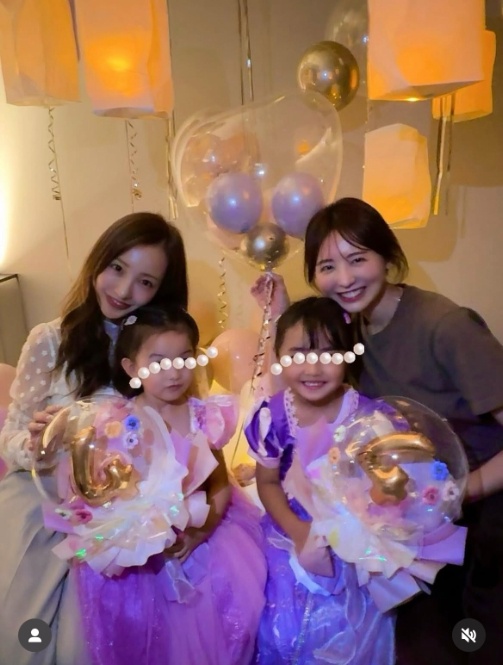 Instagram:板野友美(@tomo.i_0703)より