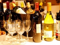この価格で高級シャンパンも飲める